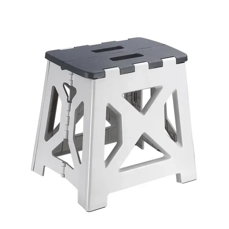 المحمولة البلاستيك كرسي بلا ظه - مراجعة Kids Outdoor Seating وسعره