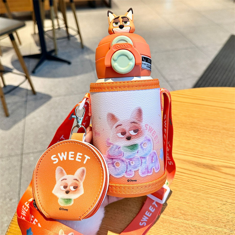 كوب معزول للأطفال من X&W ديزني - مراجعة Outdoor Kid Friendly وسعره