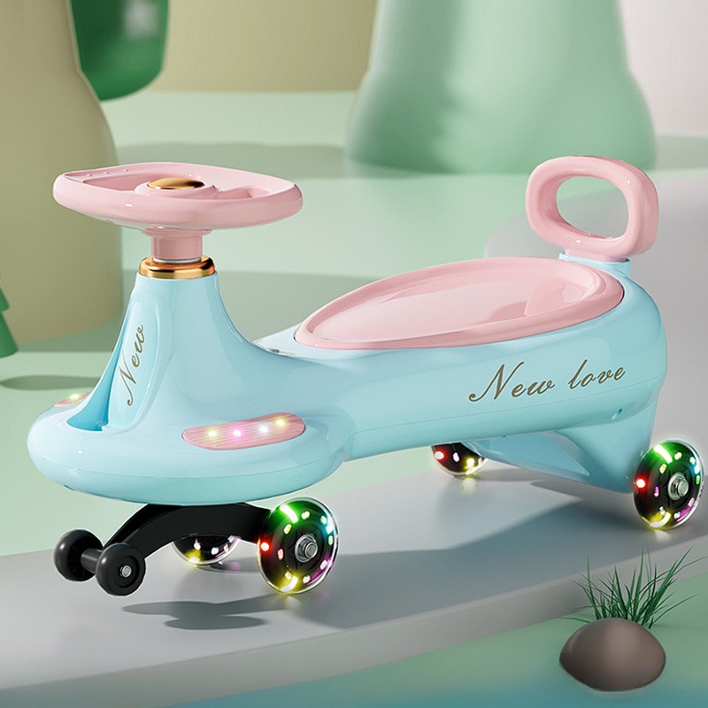 سيارة أطفال لطيفة بعجلات متحرك - مراجعة Kids Outdoor Lights وسعره